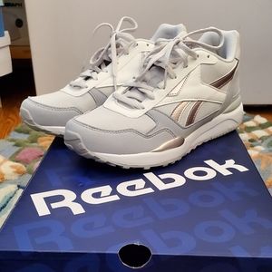 Reebok Royal Bridge 2.0 Running Shoes, Women's Size 7.5 M